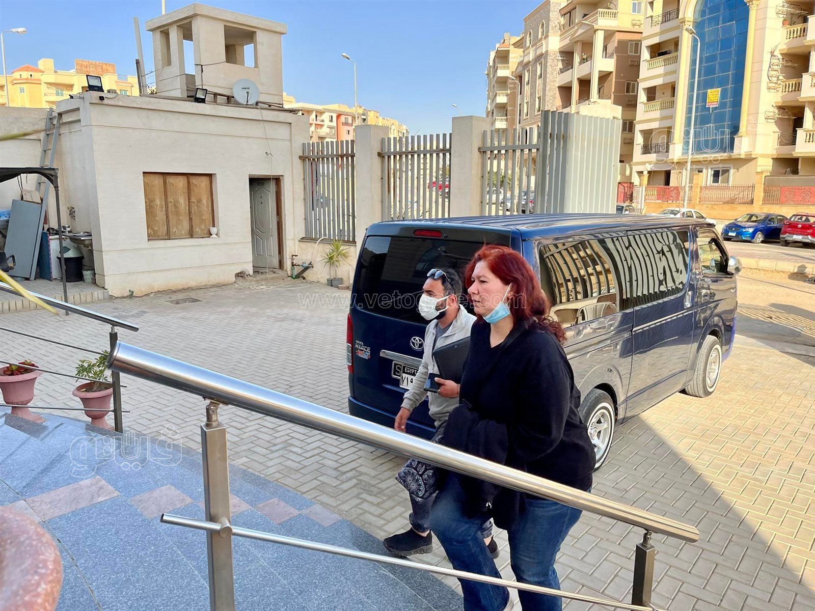 وصول جثمان عهدي صادق للكنيسة الإنجيلية بالقاهرة الجديدة (2)