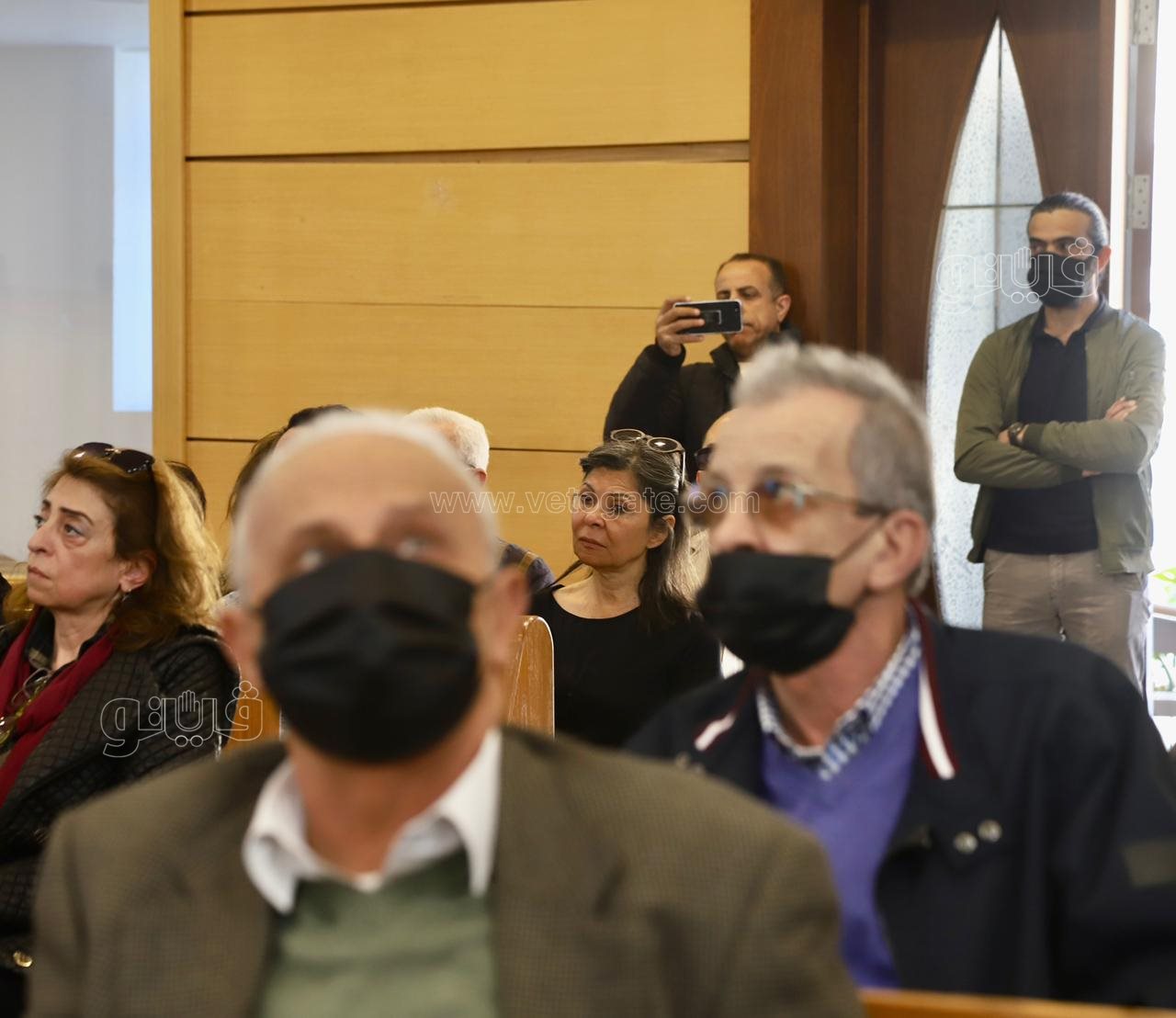 تشييع جثمان الفنان عهدي صادق (16)