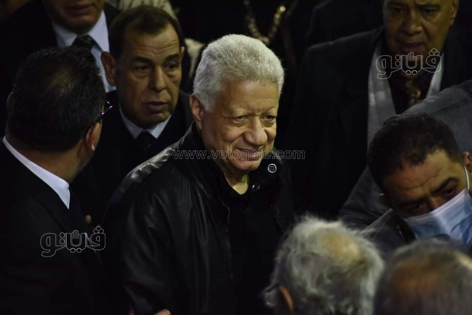 مرتضي منصور في عزاء رجائي عطية (16)