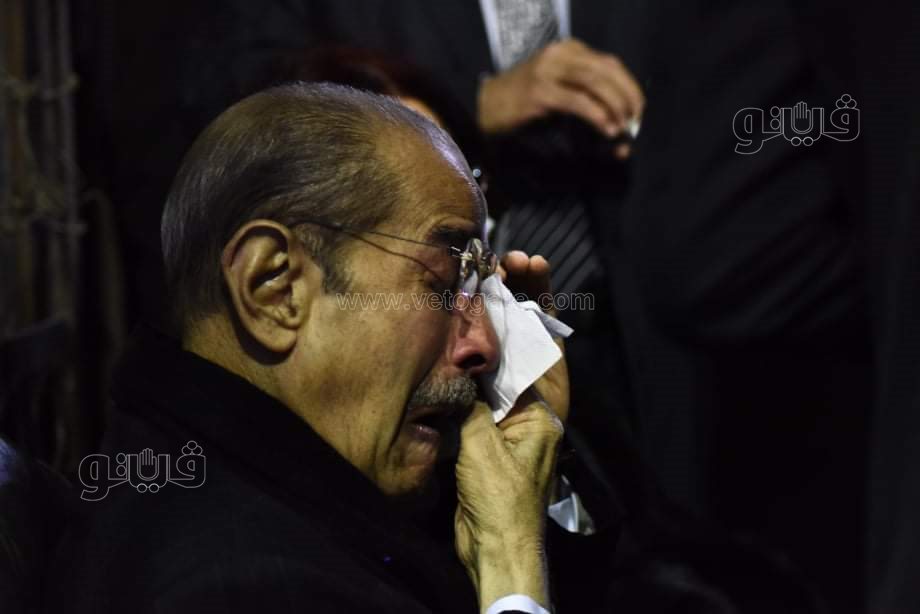 انهيار فريد الديب في عزاء رجائي عطية (58)