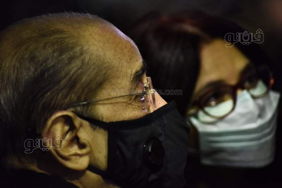 انهيار فريد الديب في عزاء رجائي عطية (60)