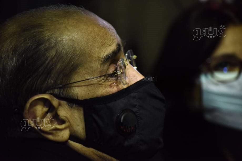 انهيار فريد الديب في عزاء رجائي عطية (13)