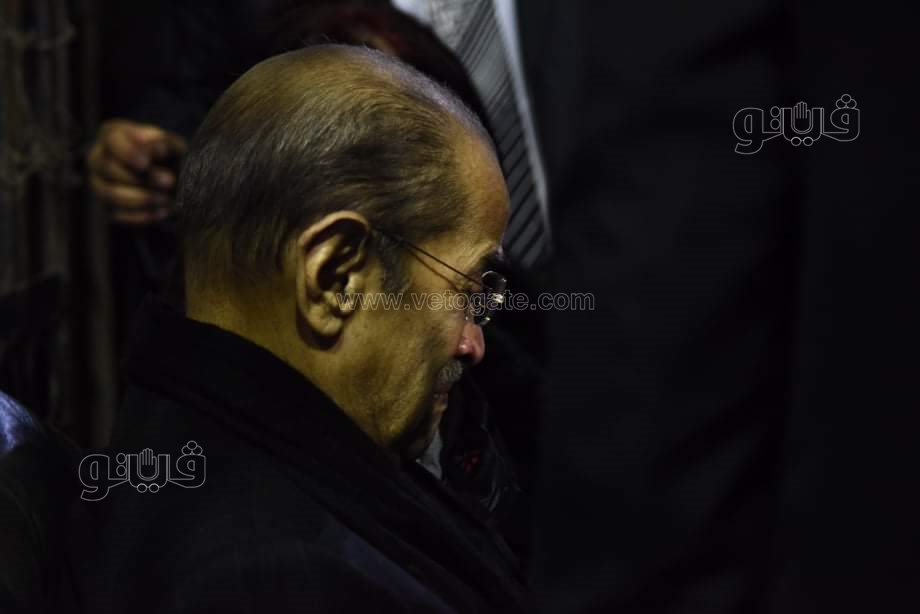 انهيار فريد الديب في عزاء رجائي عطية (5)