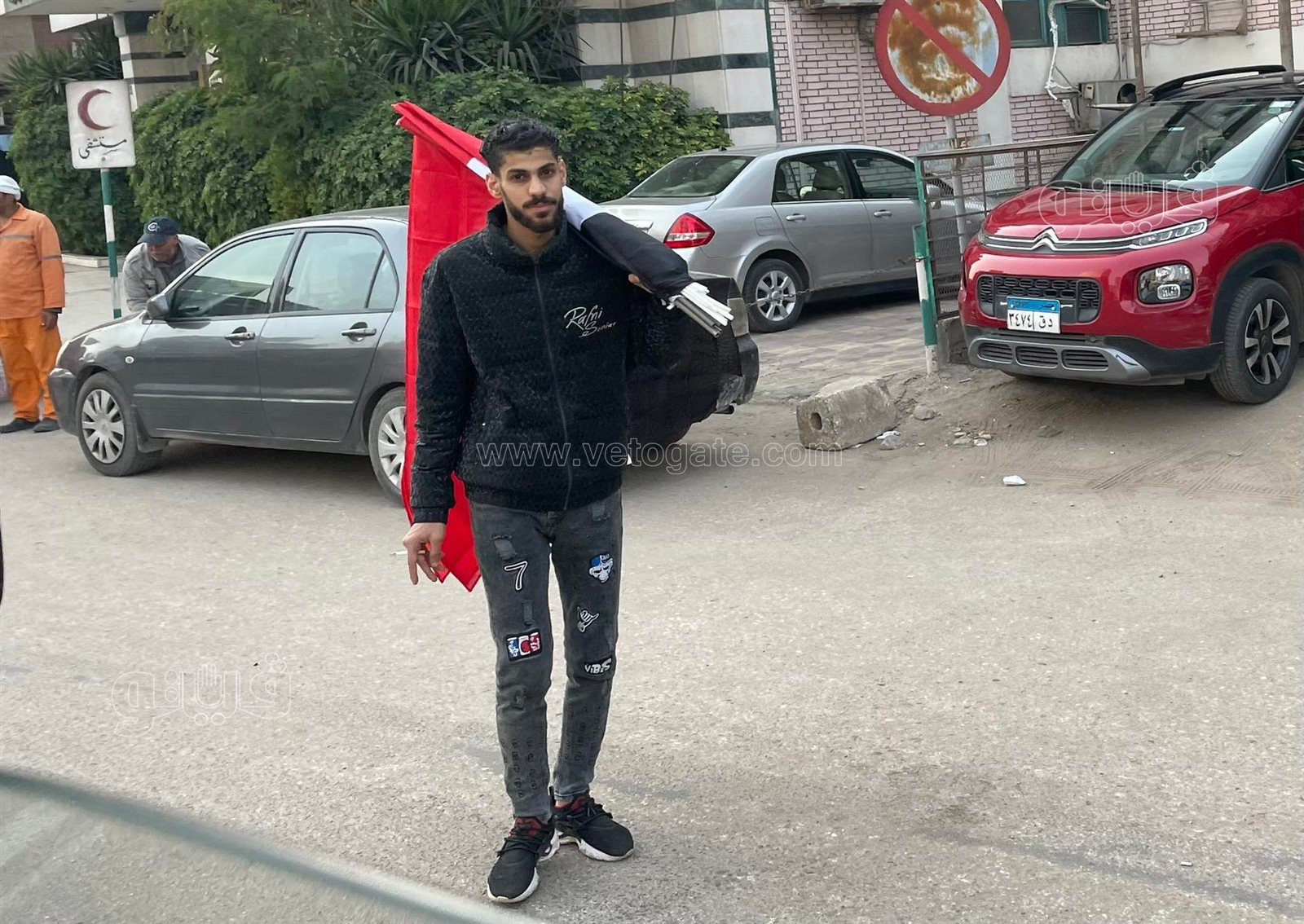 العلم بـ25 انتشار الباعة في شوارع جامعة الدول قبل مباراة مصر والسنغال (4)