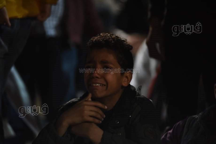 بكاء مشجعي المنتخب المصري بعد الخسارة من السنغال (38)