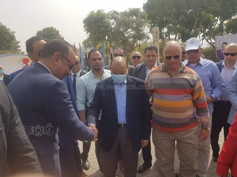 وزير التنمية ومحافظ القاهرة يحتفلان بيوم اليتيم في حديقة الأزهر (10)