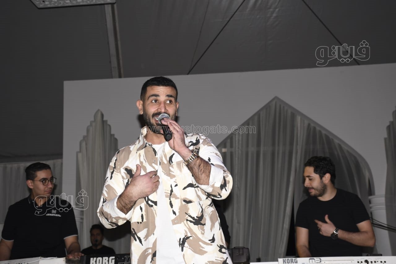  هشام عباس وأحمد سعد يشعلان خيمة الصحبجية بحضور كبير (11)