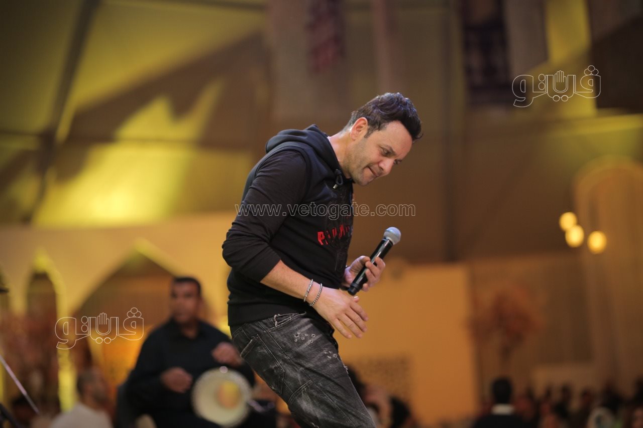 مصطفي قمر يتألق في خيمه رمضانية بالتجمع الخامس والحضور كامل العدد (6)