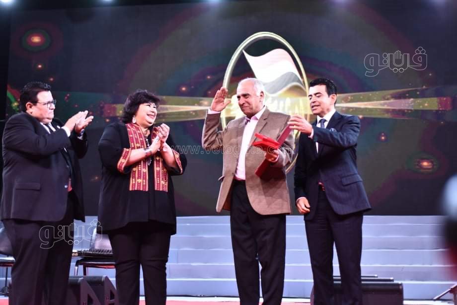 وزيرة الثقافة تكرم مصطفى شعبان وبشرى وأبطال نصر أكتوبر باحتفالية هل هلالك (2)