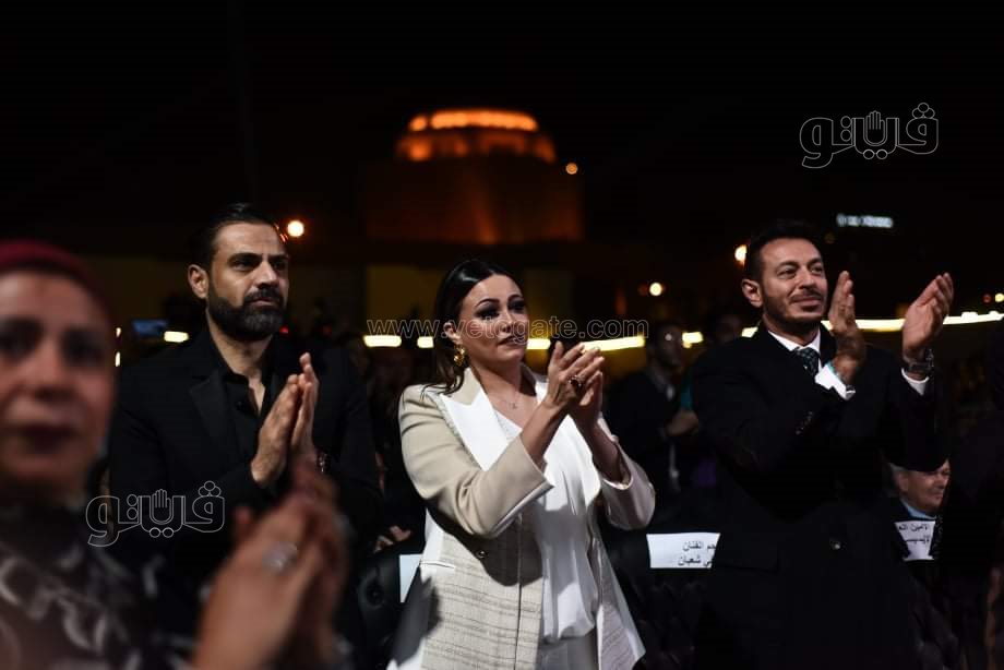 وزيرة الثقافة تكرم مصطفى شعبان وبشرى وأبطال نصر أكتوبر باحتفالية هل هلالك (3)