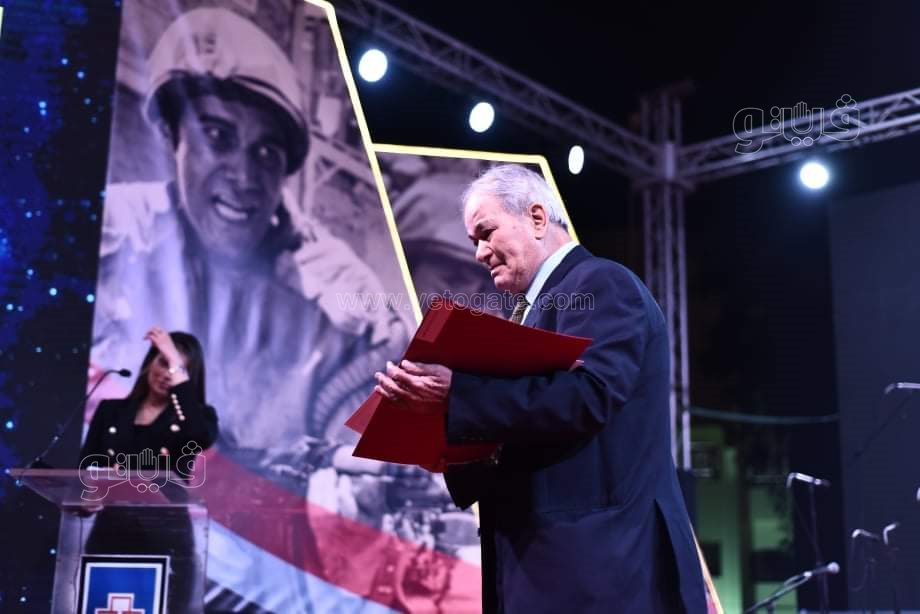وزيرة الثقافة تكرم مصطفى شعبان وبشرى وأبطال نصر أكتوبر باحتفالية هل هلالك (7)