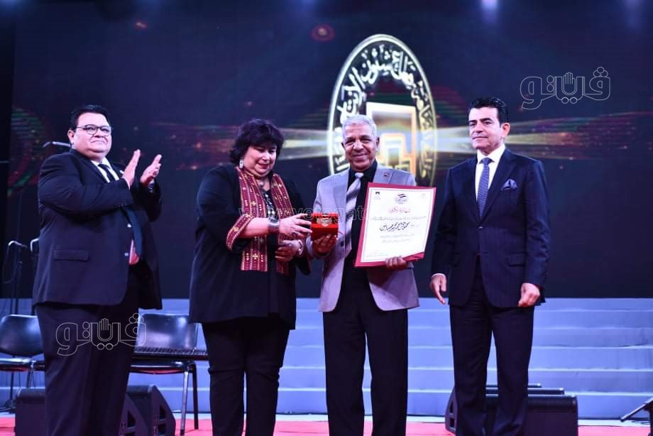 وزيرة الثقافة تكرم مصطفى شعبان وبشرى وأبطال نصر أكتوبر باحتفالية هل هلالك (10)