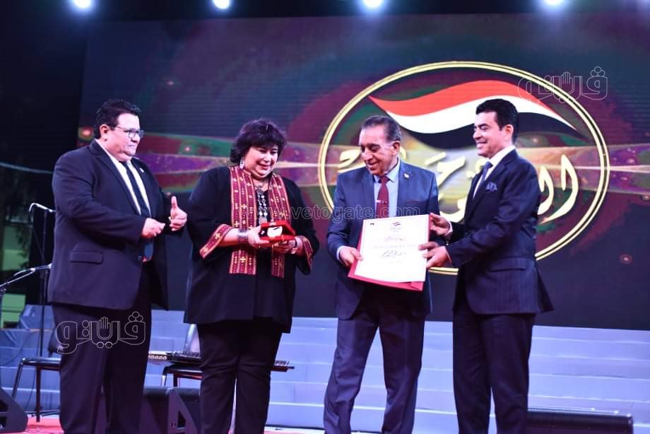 وزيرة الثقافة تكرم مصطفى شعبان وبشرى وأبطال نصر أكتوبر باحتفالية هل هلالك (11)