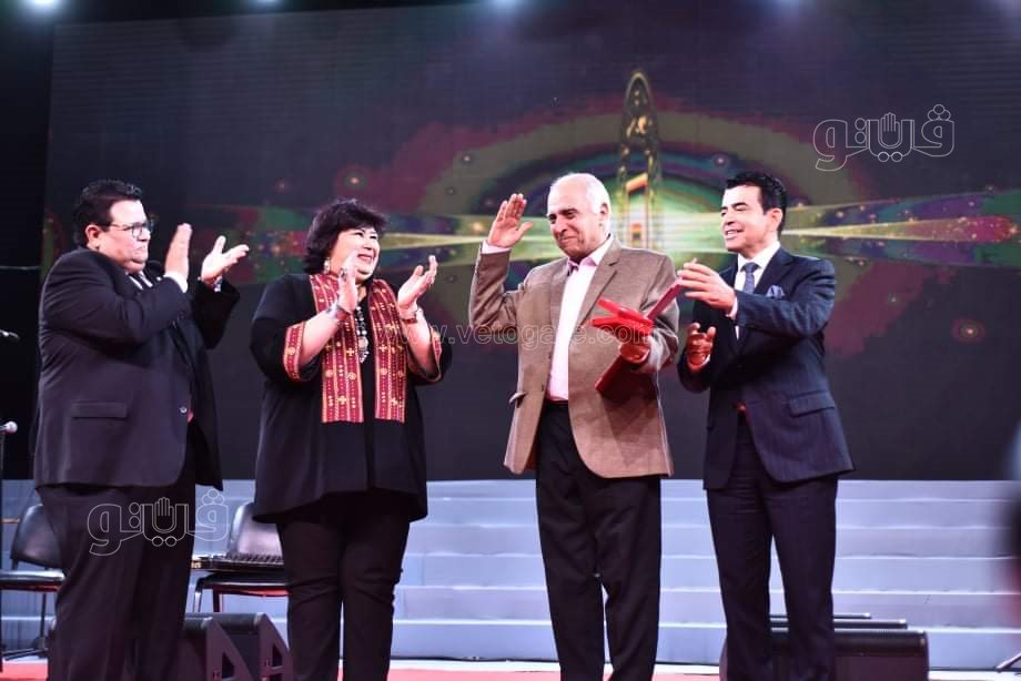 وزيرة الثقافة تكرم مصطفى شعبان وبشرى وأبطال نصر أكتوبر باحتفالية هل هلالك (12)