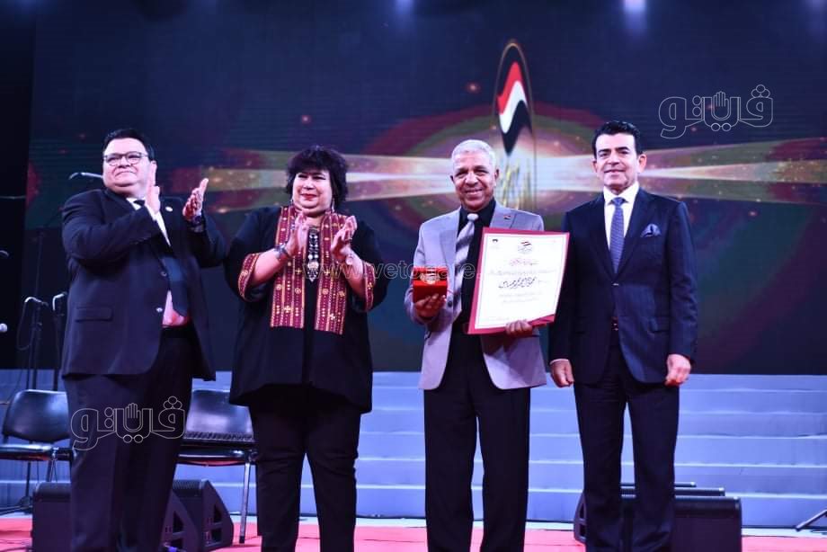 وزيرة الثقافة تكرم مصطفى شعبان وبشرى وأبطال نصر أكتوبر باحتفالية هل هلالك (13)