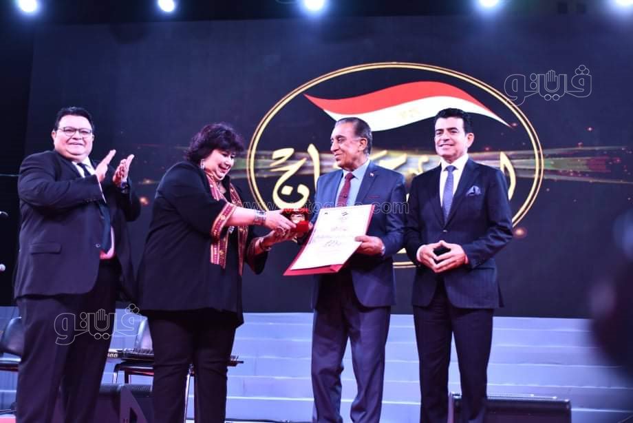 وزيرة الثقافة تكرم مصطفى شعبان وبشرى وأبطال نصر أكتوبر باحتفالية هل هلالك (27)