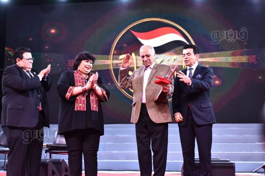 وزيرة الثقافة تكرم مصطفى شعبان وبشرى وأبطال نصر أكتوبر باحتفالية هل هلالك (36)