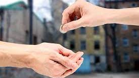 صدقة السر أم صدقة العلن أيهما أفضل 