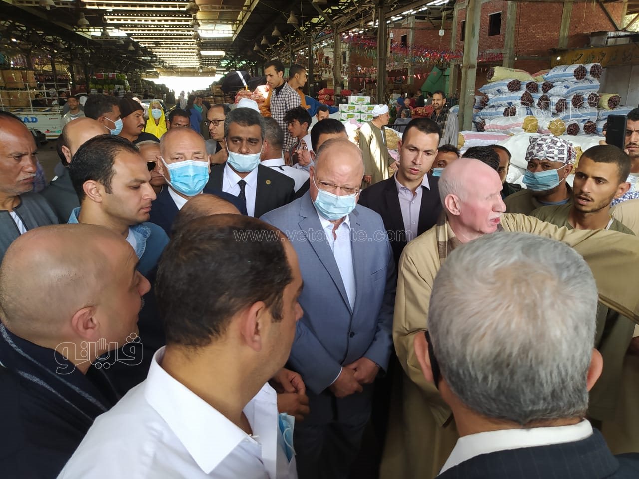 محافظ القاهرة يتابع الأسعار في الأسواق (3)