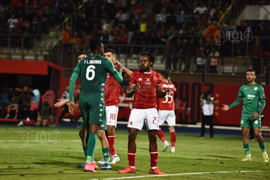 received_363615392381961