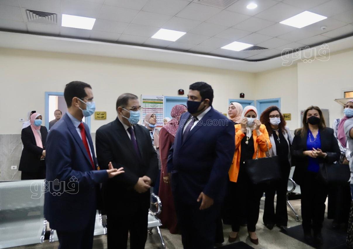 الصحة تفتتح أول عيادات المرأة الآمنة (1)