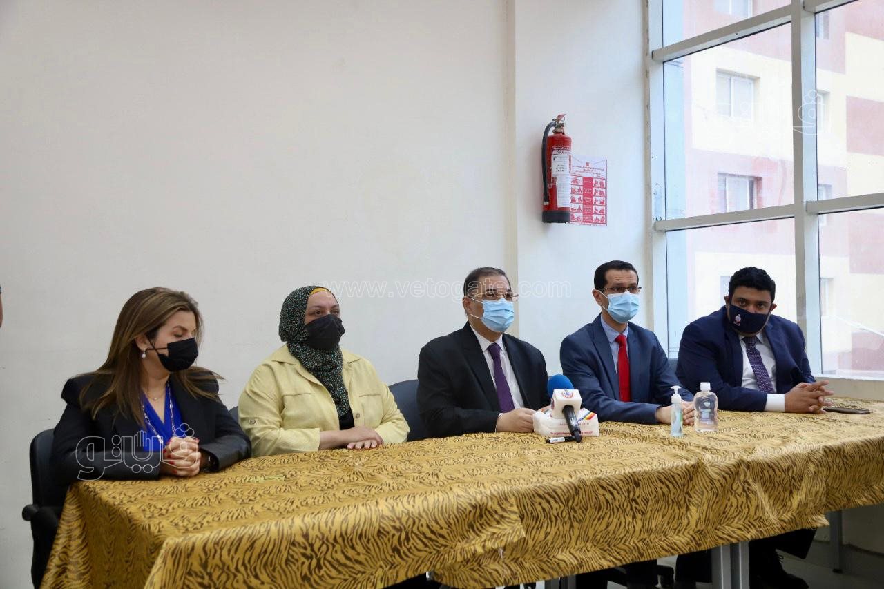 الصحة تفتتح أول عيادات المرأة الآمنة (13)