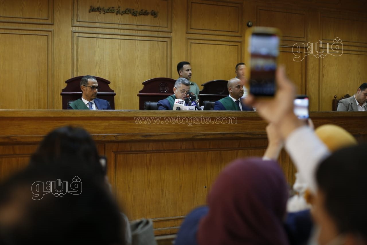 محاكمة حنين حسام (1)