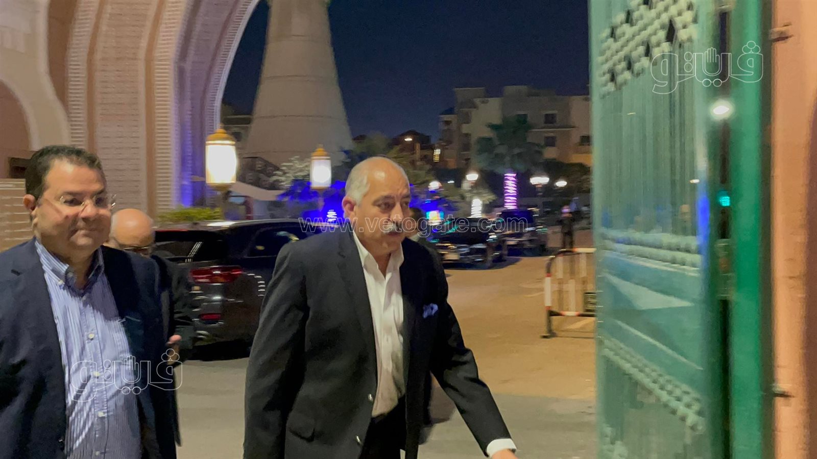 عمرو موسى وبكري والخشت يشاركون في عزاء والدة حسام بدراوي بمسجد الشرطة (2)