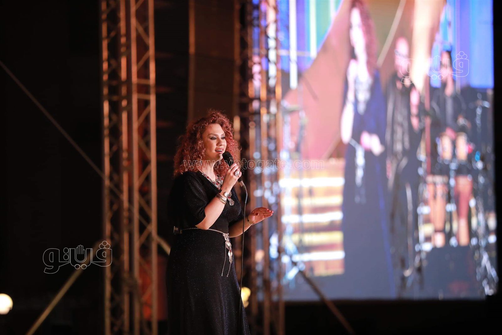 received_1350237015381715