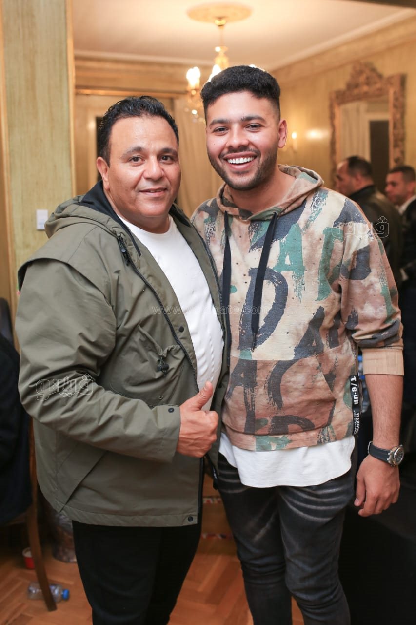 روجينا ولوسي تتحتفلان ب إنحراف (22)