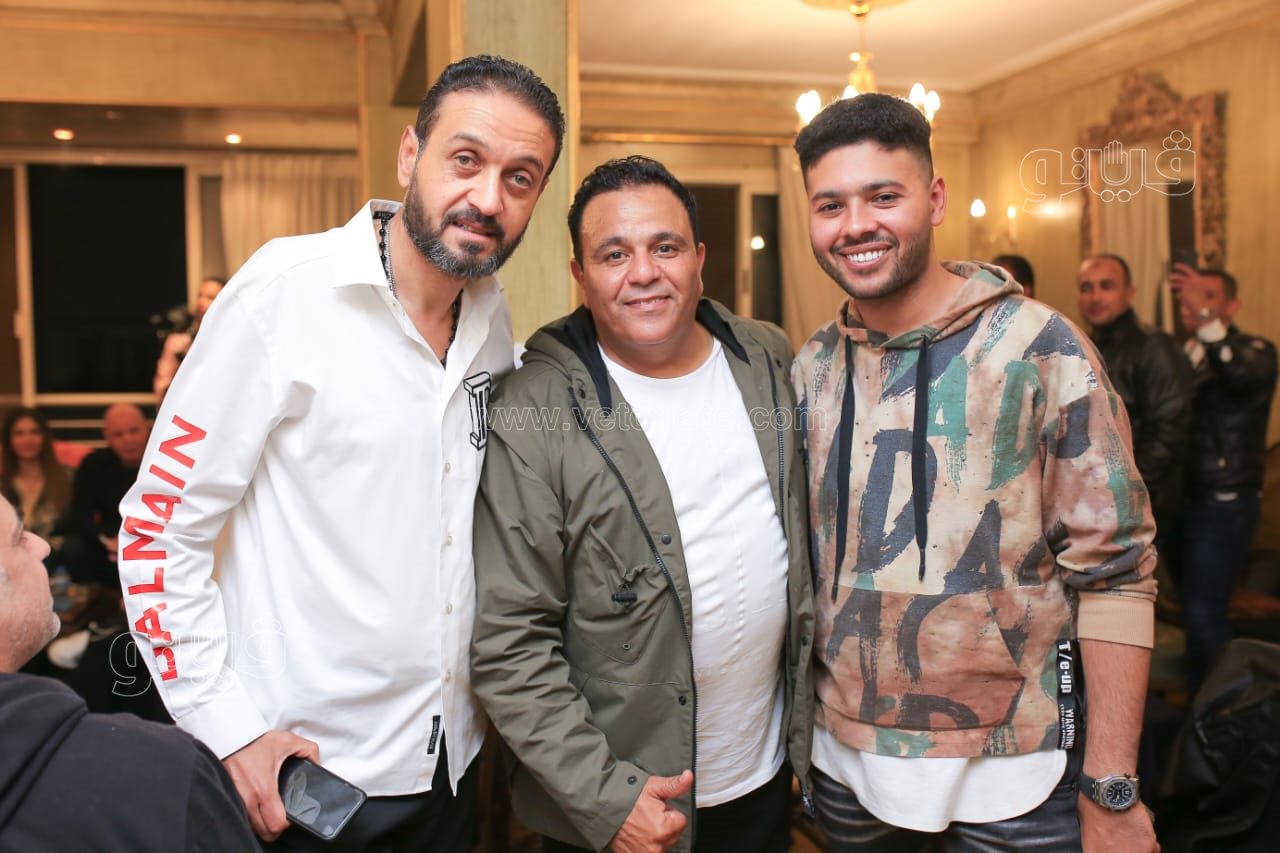 روجينا ولوسي تتحتفلان ب إنحراف (23)