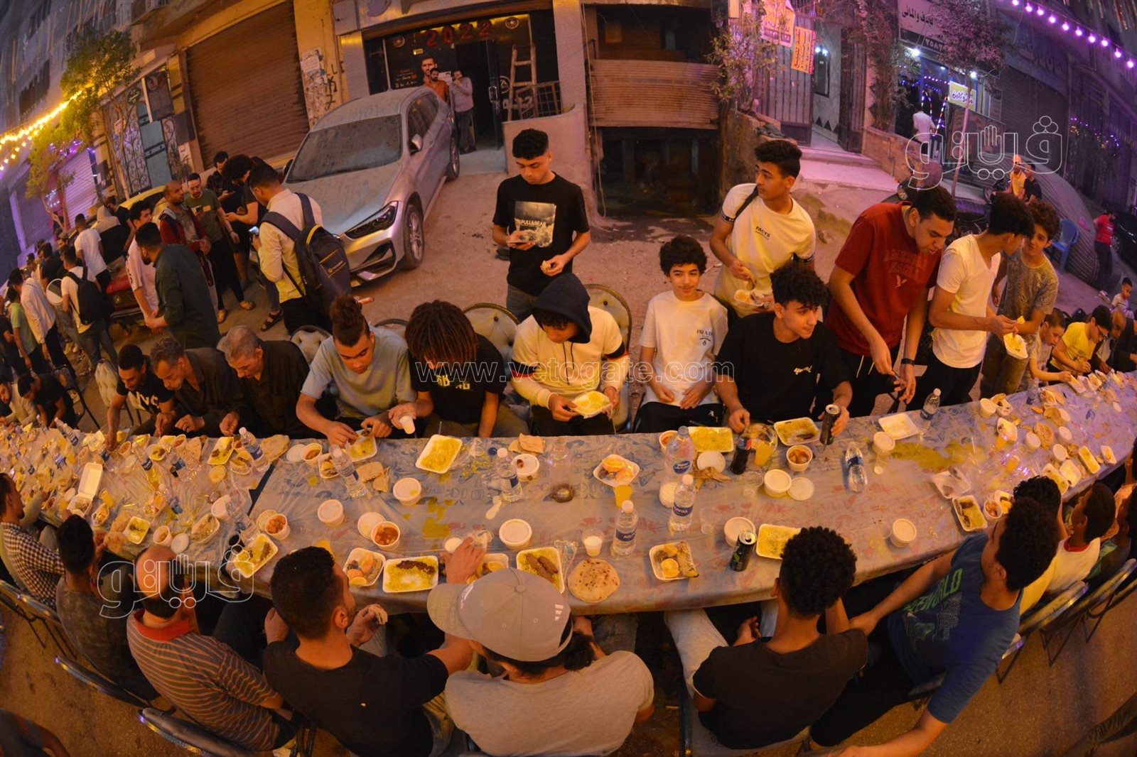 أهالي فيصل ينظمون أكبر مائدة إفطار (15)