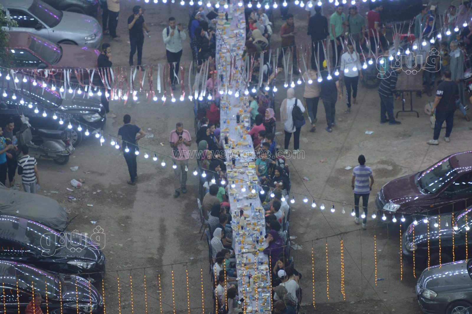 أهالي فيصل ينظمون أكبر مائدة إفطار (25)