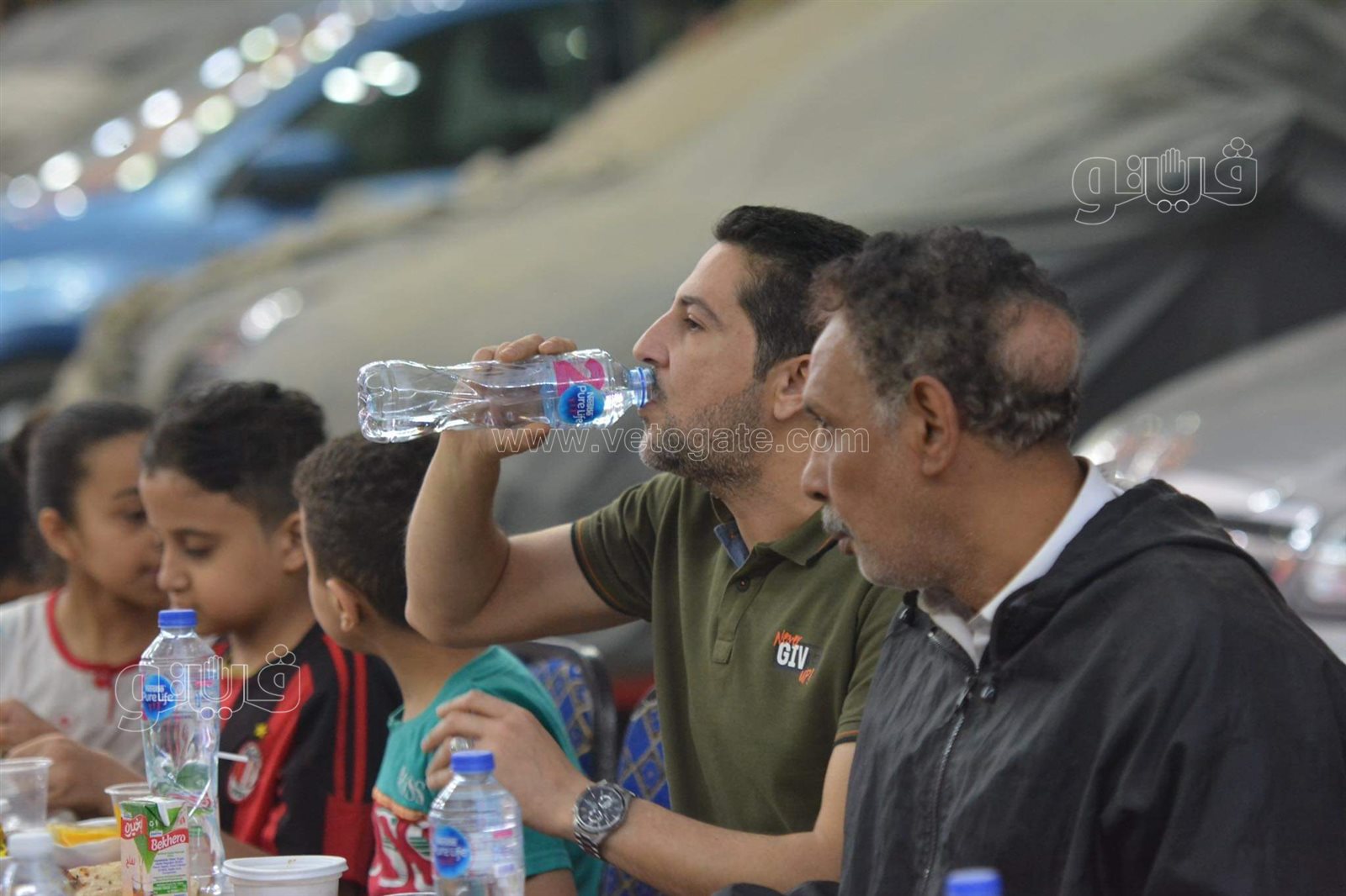 أهالي فيصل ينظمون أكبر مائدة إفطار (31)