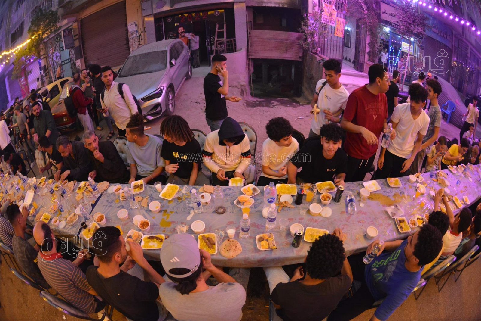 أهالي فيصل ينظمون أكبر مائدة إفطار (42)