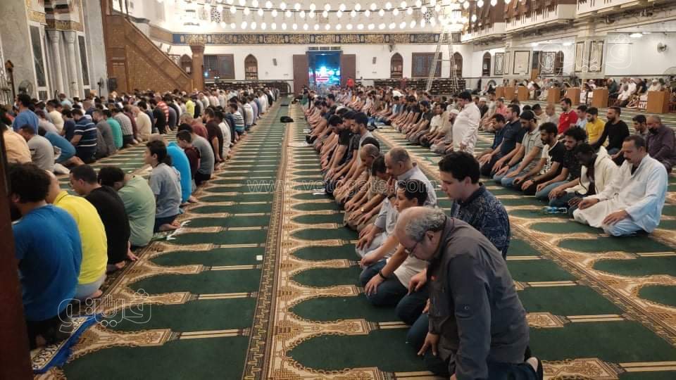  صلاة التهجد بمسجد الحصري بـ 6 أكتوبر (4)