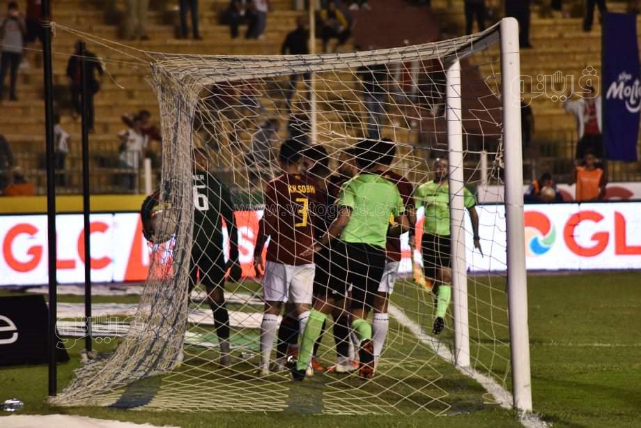 الأهلي وسيراميكا (16)