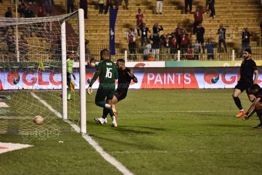 الأهلي وسيراميكا (19)