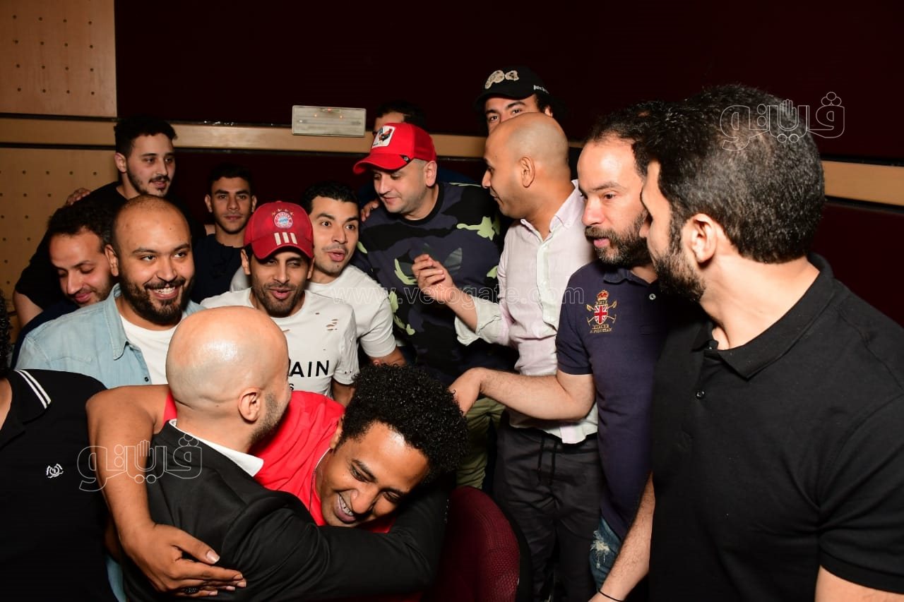 أبطال فيلم زومبي (13)