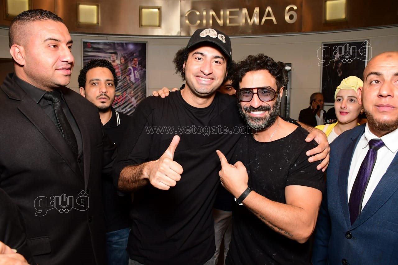 أبطال فيلم زومبي (22)