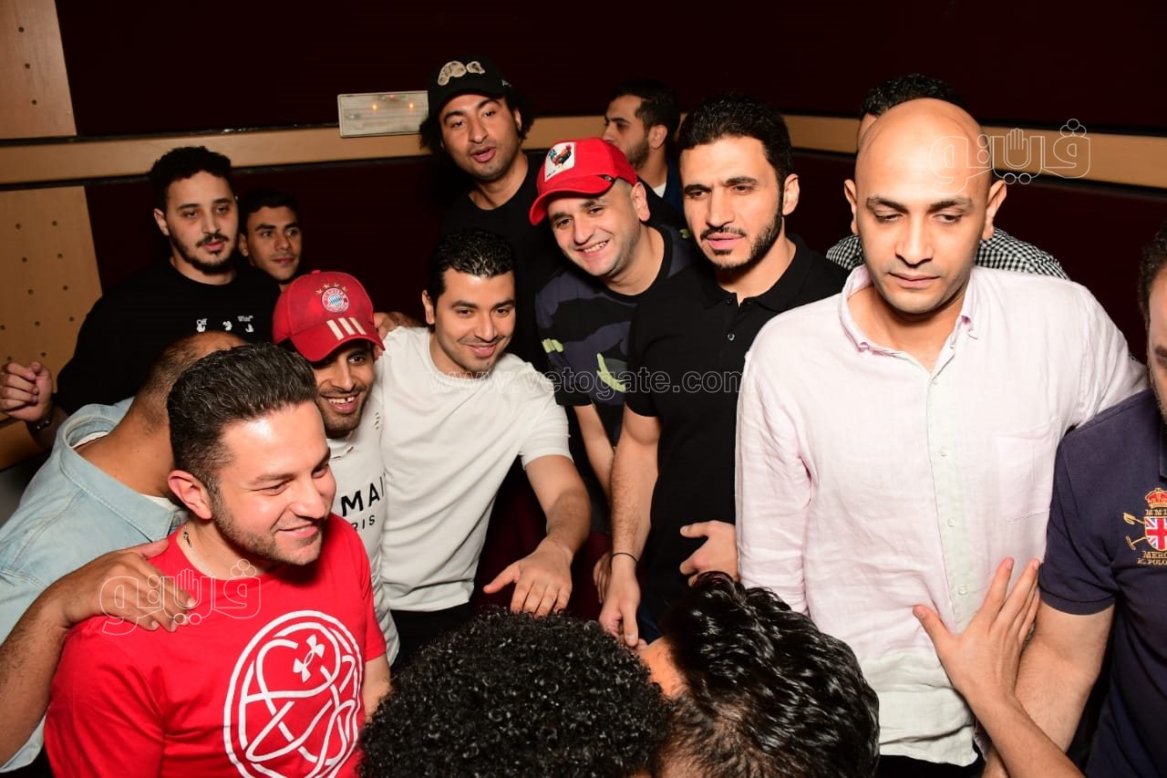 أبطال فيلم زومبي (43)