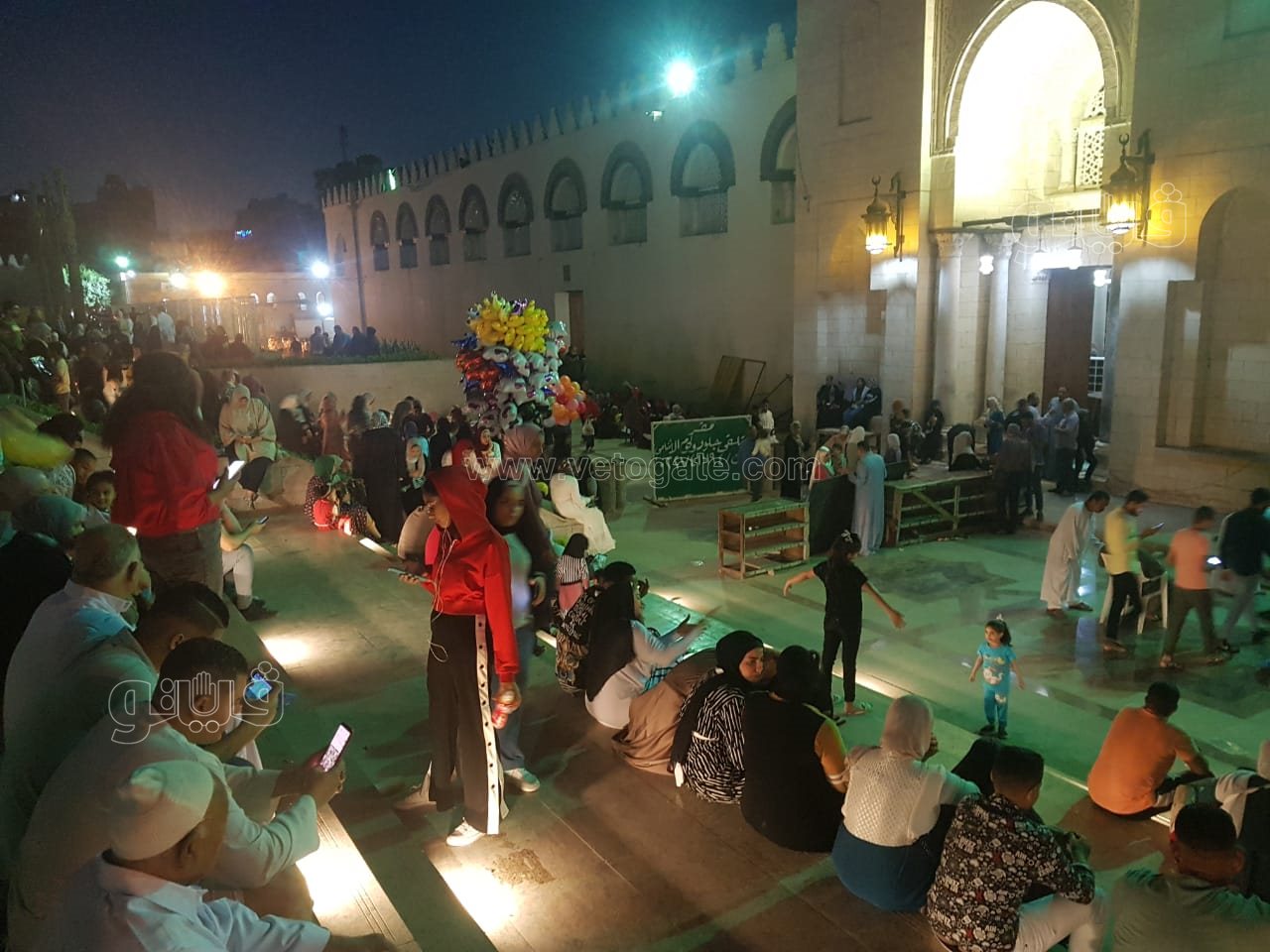 تزاحم كبير في مسجد عمرو بن العاص لأداء صلاة العيد (2)