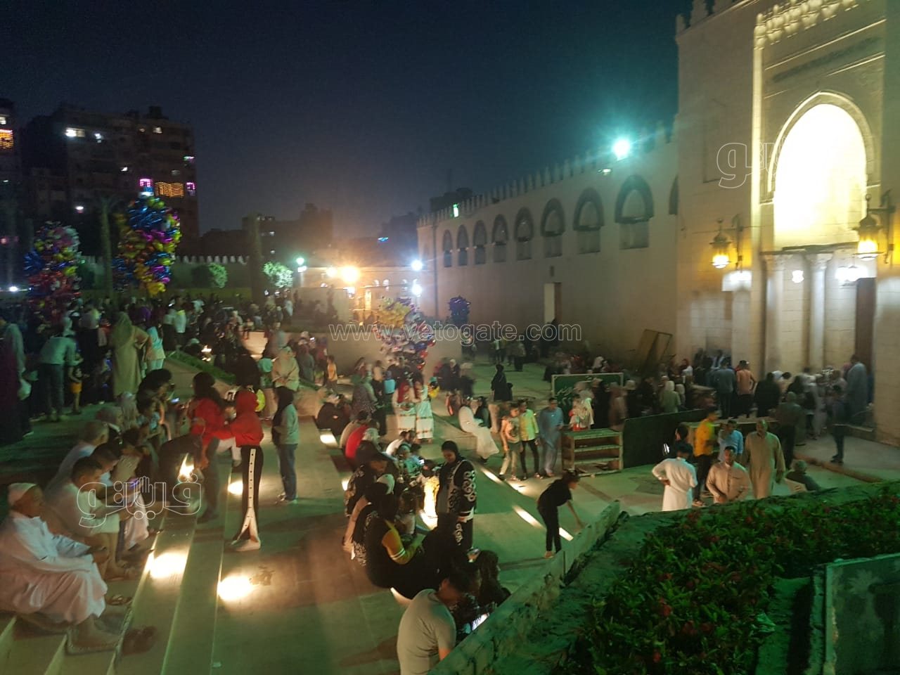 تزاحم كبير في مسجد عمرو بن العاص لأداء صلاة العيد (5)