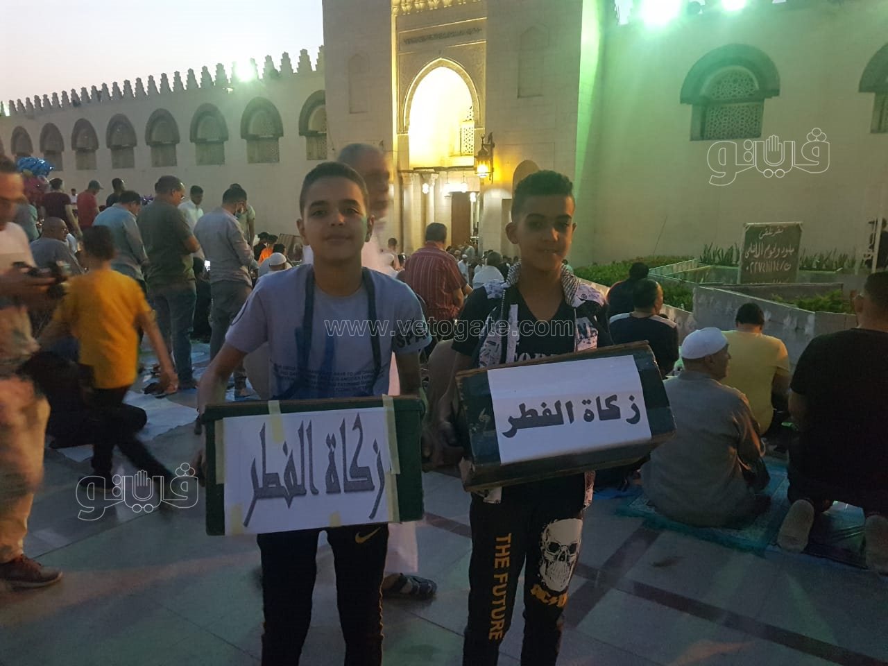 تزاحم كبير في مسجد عمرو بن العاص لأداء صلاة العيد (8)