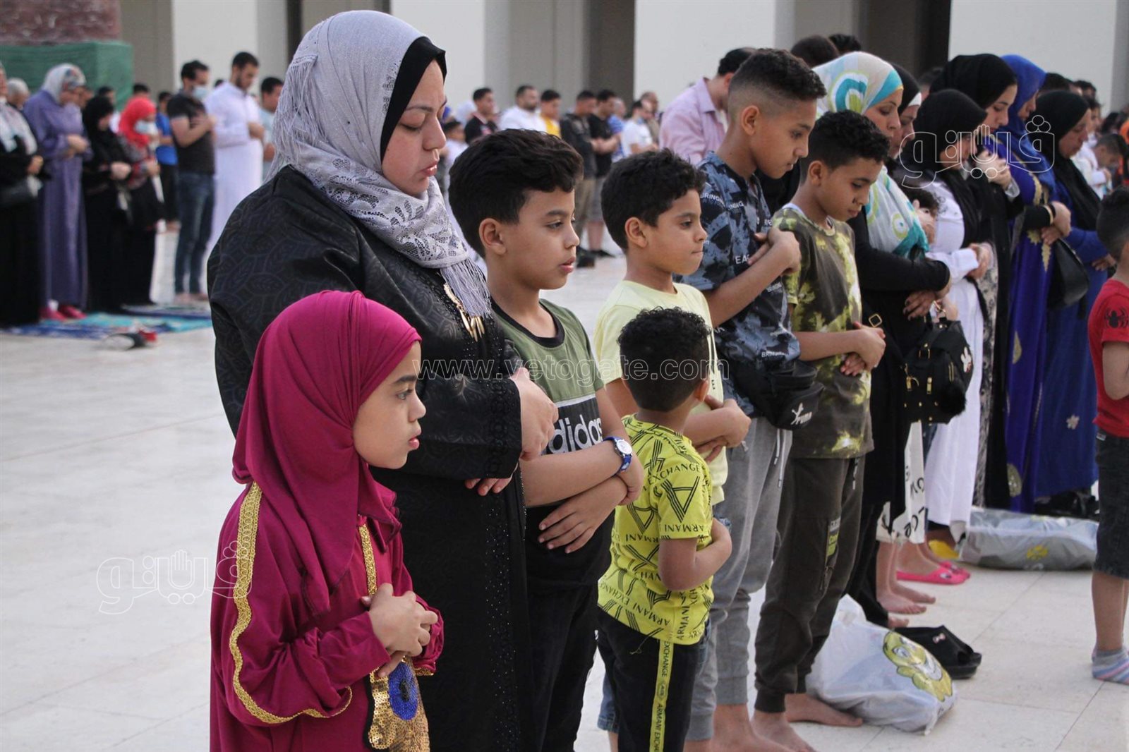 ختلاط النساء بالرجال في صلاة العيد بالقاهرة والجيزة (4)