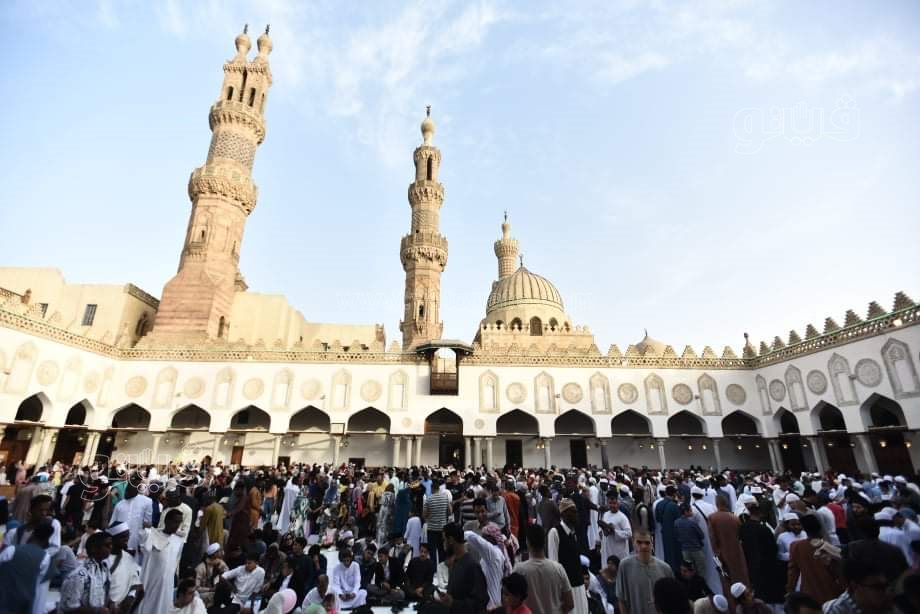 اعداد غير مسبوقة.. صلاة العيد في الأزهر الشريف شكل تاني (5)