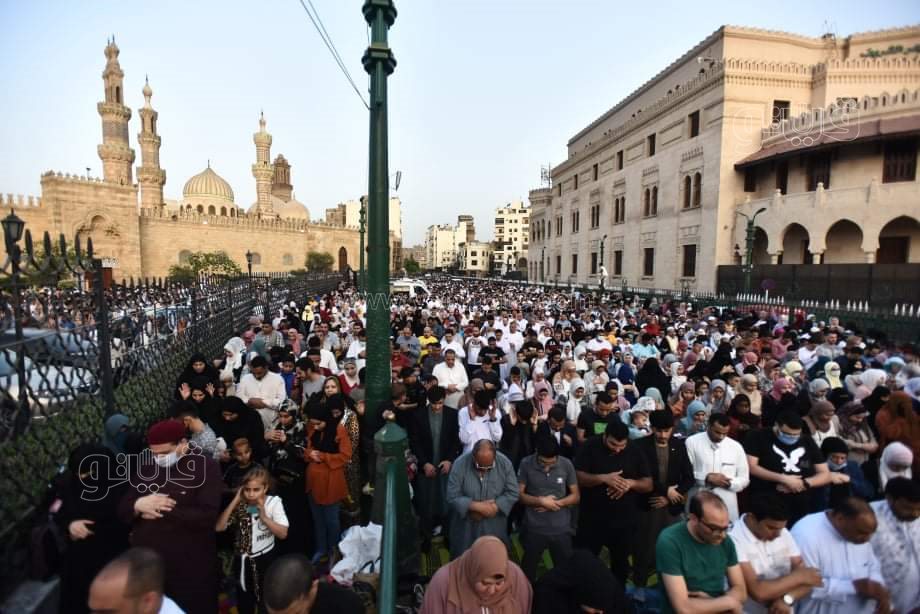 اعداد غير مسبوقة.. صلاة العيد في الأزهر الشريف شكل تاني (10)