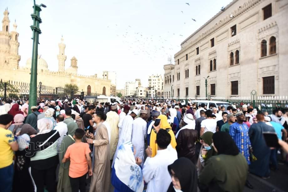 اعداد غير مسبوقة.. صلاة العيد في الأزهر الشريف شكل تاني (33)