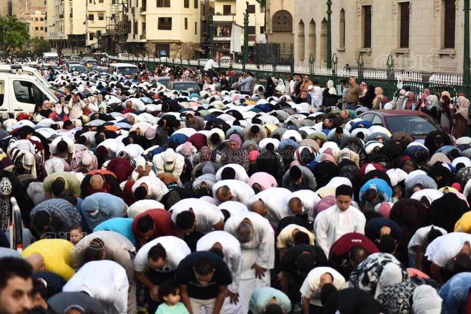 اعداد غير مسبوقة.. صلاة العيد في الأزهر الشريف شكل تاني (35)