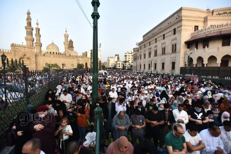 اعداد غير مسبوقة.. صلاة العيد في الأزهر الشريف شكل تاني (42)